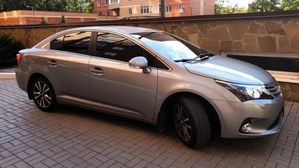 Toyota Avensis 3
