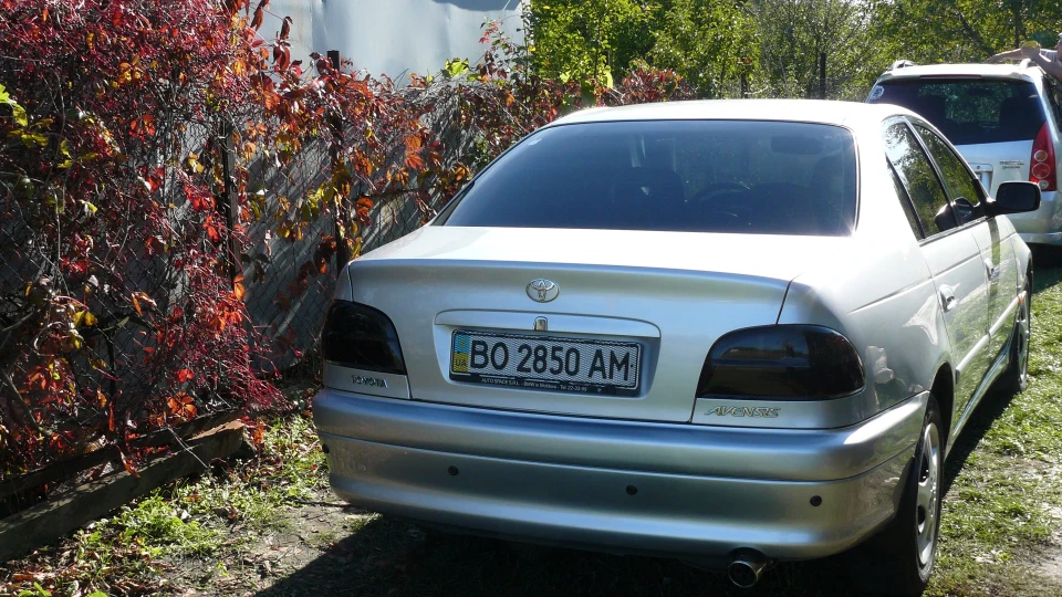 Toyota Avensis 1.6 vvt-i 5