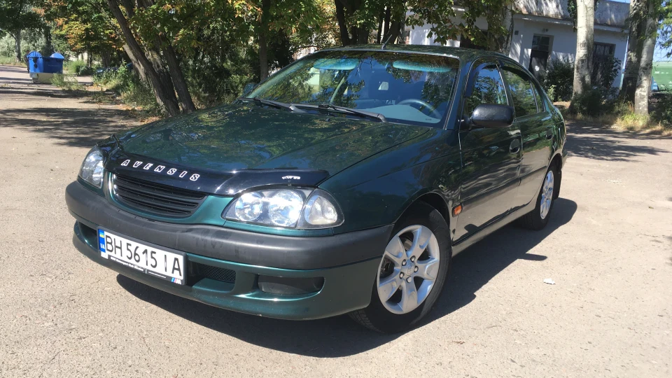 Toyota Avensis 1.6i LPG 3