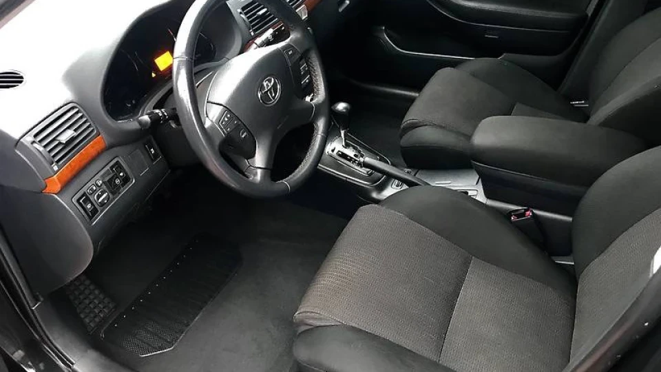Toyota Avensis 1.8 АКПП 4