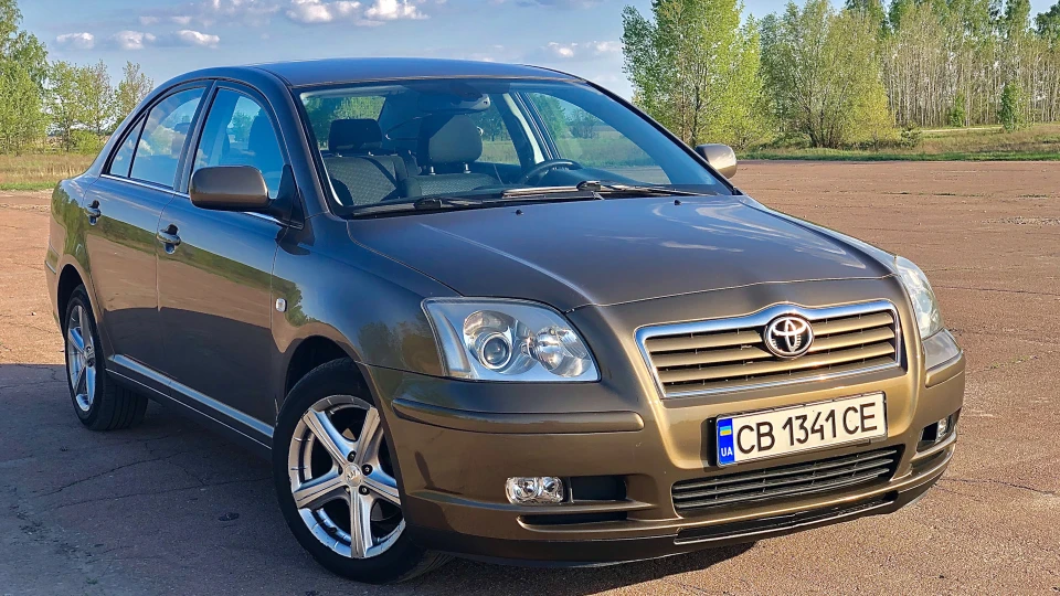 Toyota Avensis 1.8 AT 2