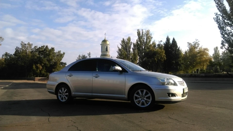 Toyota Avensis 1.8 АТ