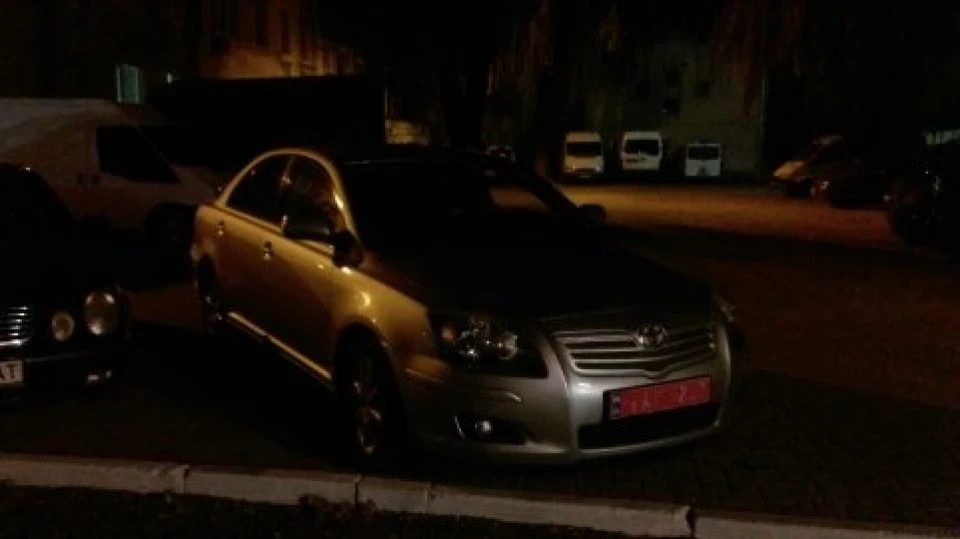 Toyota Avensis 1.8 АТ 5