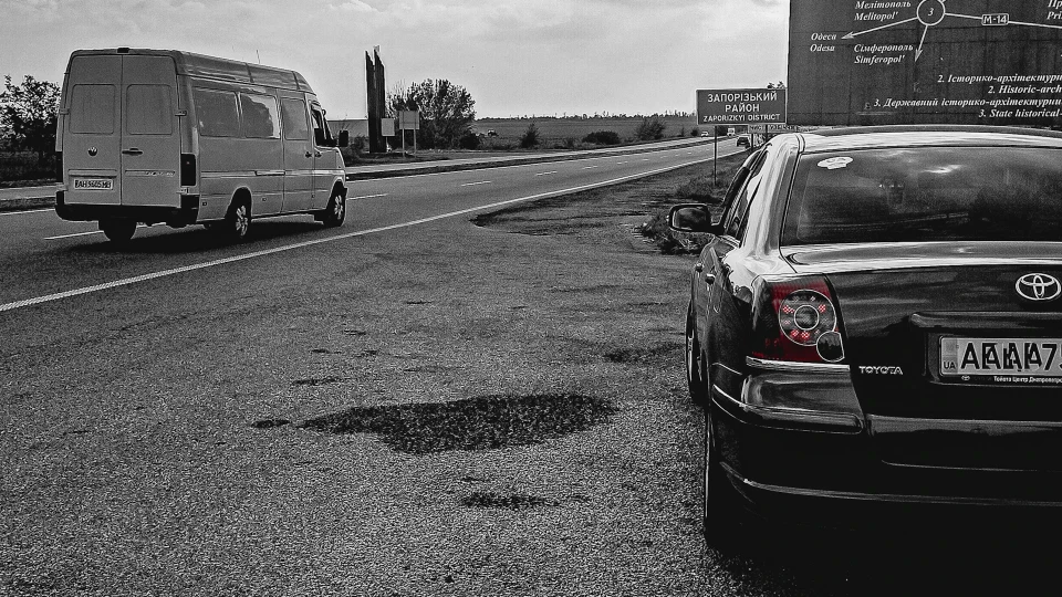 Toyota Avensis 1.8 мех 2