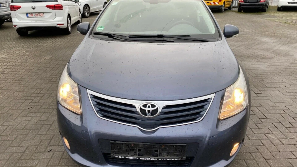 Toyota Avensis 1.8 Універсал 2