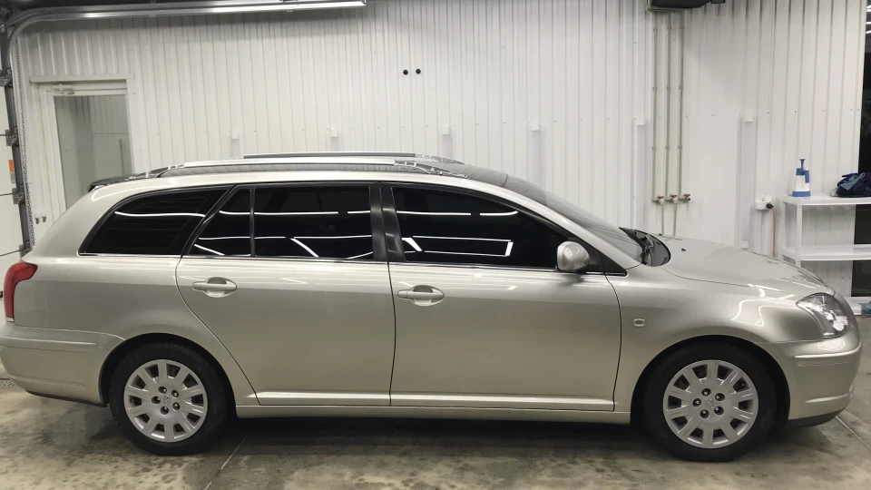 Toyota Avensis 1.8 vvti wagon 3