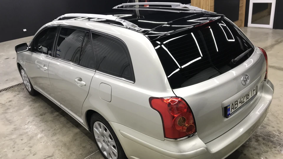 Toyota Avensis 1.8 vvti wagon 4