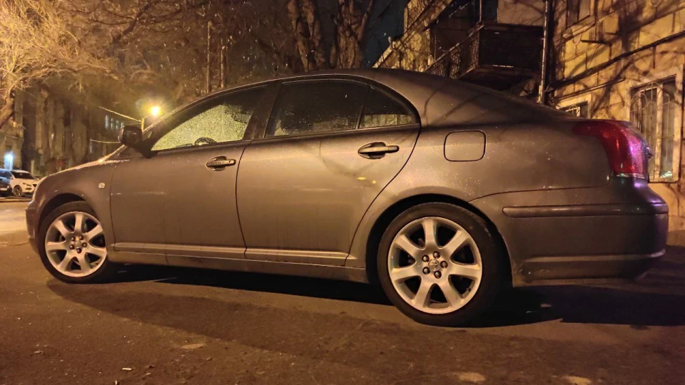 Toyota Avensis 2 1AZFSE MTM Liftback 2