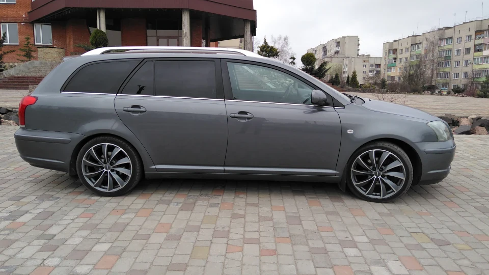Toyota Avensis 2.0 D-4D 85KW
