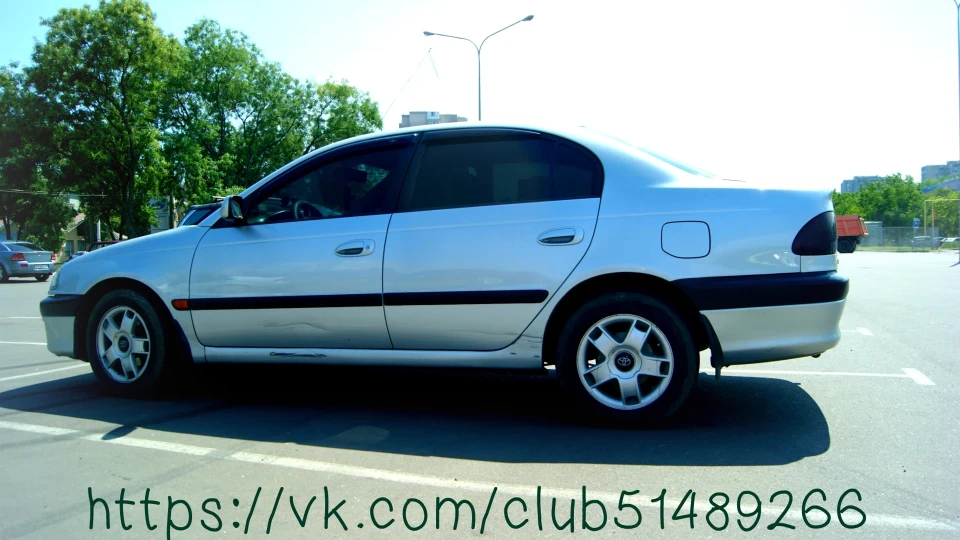Toyota Avensis 2.0 4