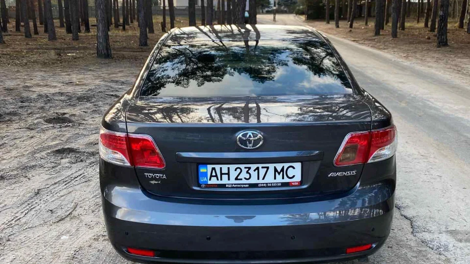 Toyota Avensis 2.0 5
