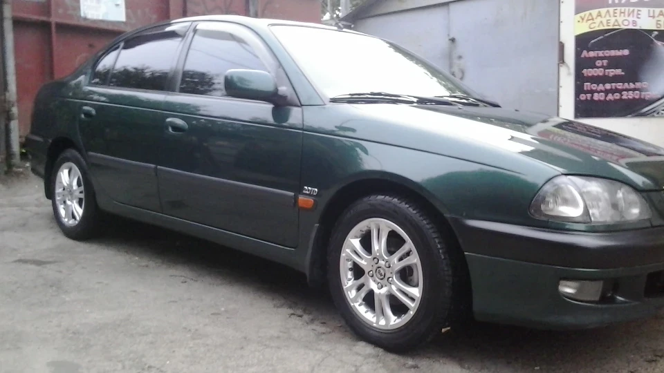 Toyota Avensis 2.0ТД АВІК