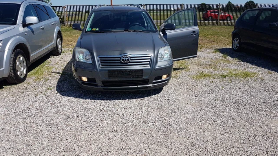 Toyota Avensis 2.2 TURBO VAGON 4