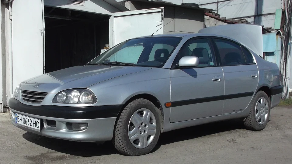Toyota Avensis 3S-FE 2