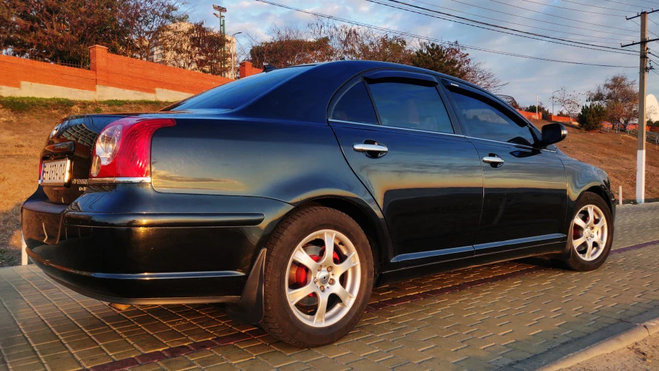 Toyota Avensis D4D 5