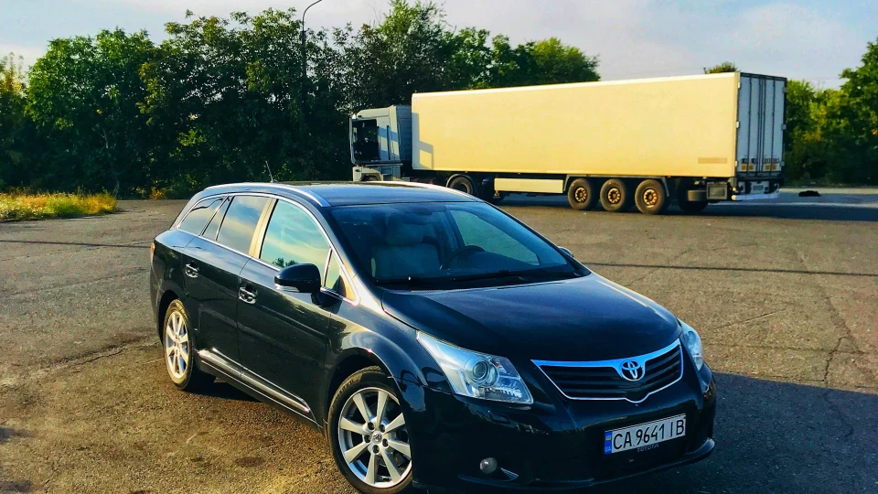 Toyota Avensis Fetish