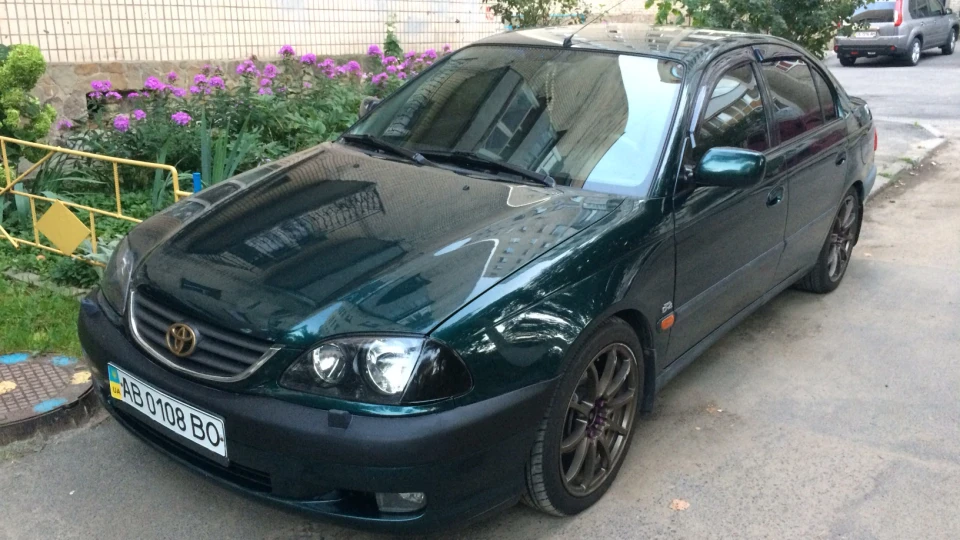 Toyota Avensis HellFish 2