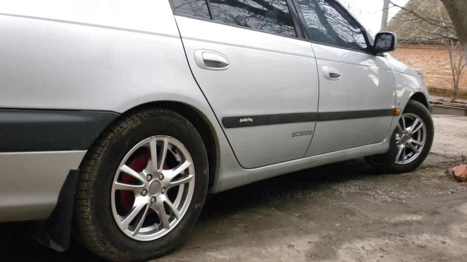 Toyota Avensis Каструлька 5