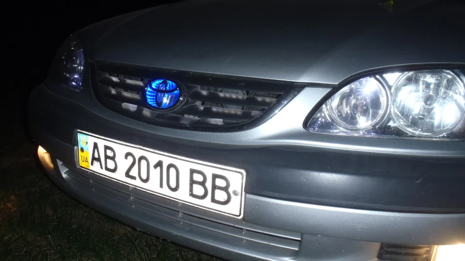 Toyota Avensis Ластівка
