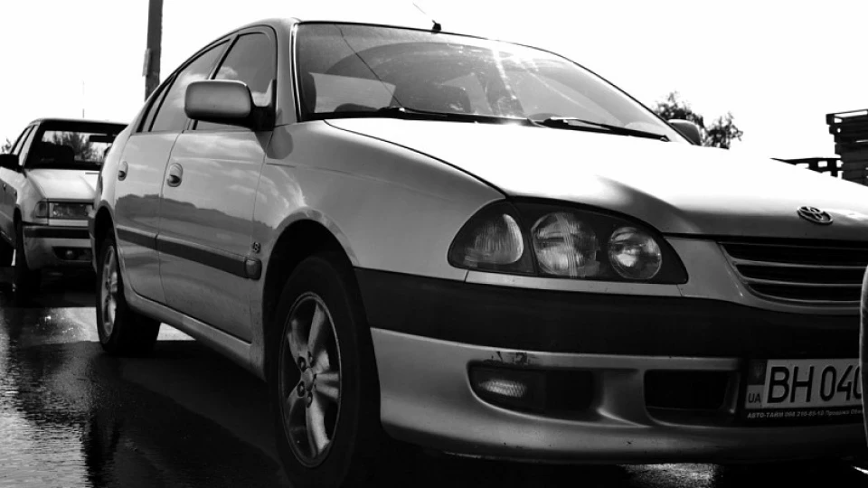 Toyota Avensis Металик