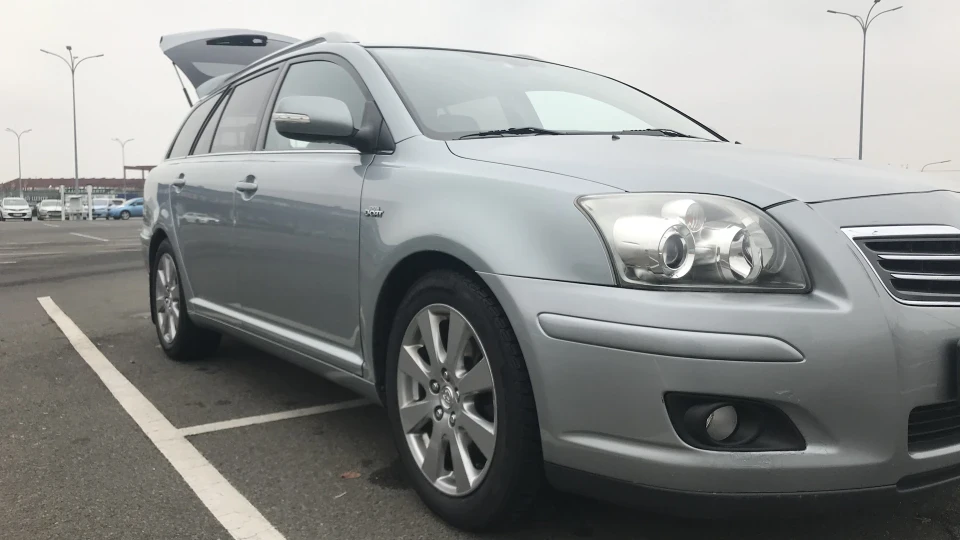 Toyota Avensis Cinderella) 3