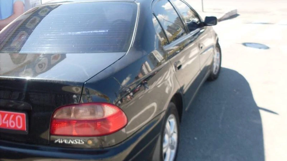 Toyota Avensis Ручка 1.8 2