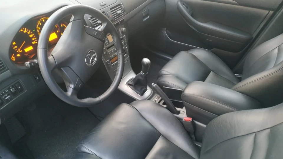 Toyota Avensis T25 1ZZ-FE 1,8l wagon 2