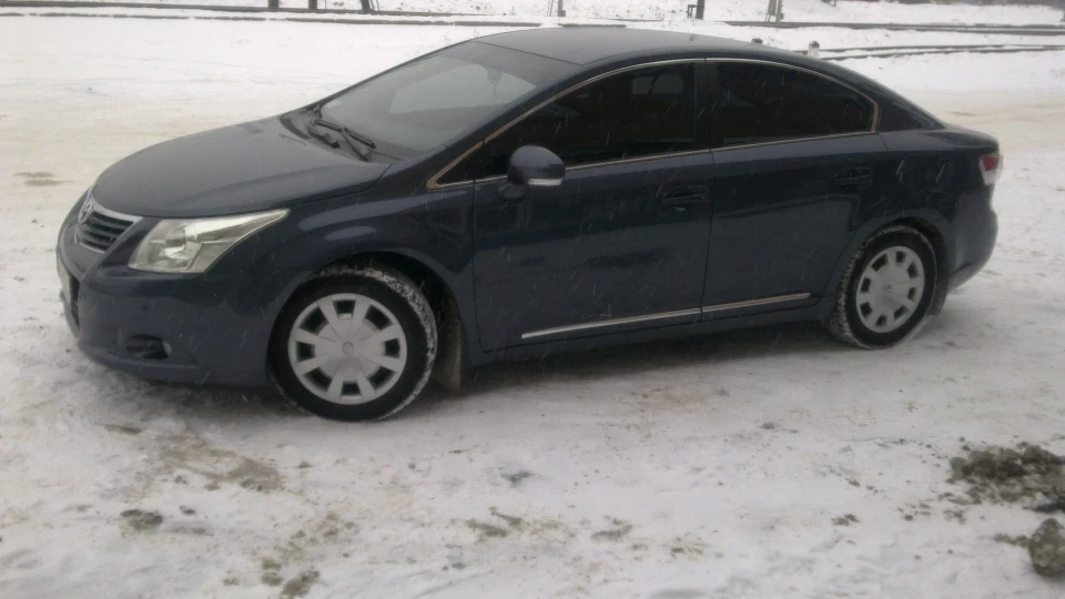 Toyota Avensis T27 2
