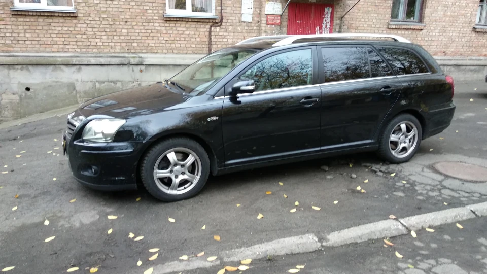 Toyota Avensis ТурбоВенік 3