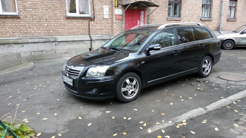 Toyota Avensis ТурбоВенік 4