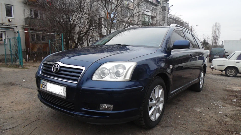 Toyota Avensis універсал 5