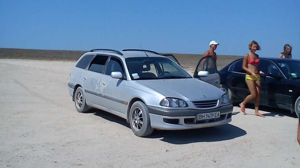 Toyota Avensis універсал 5