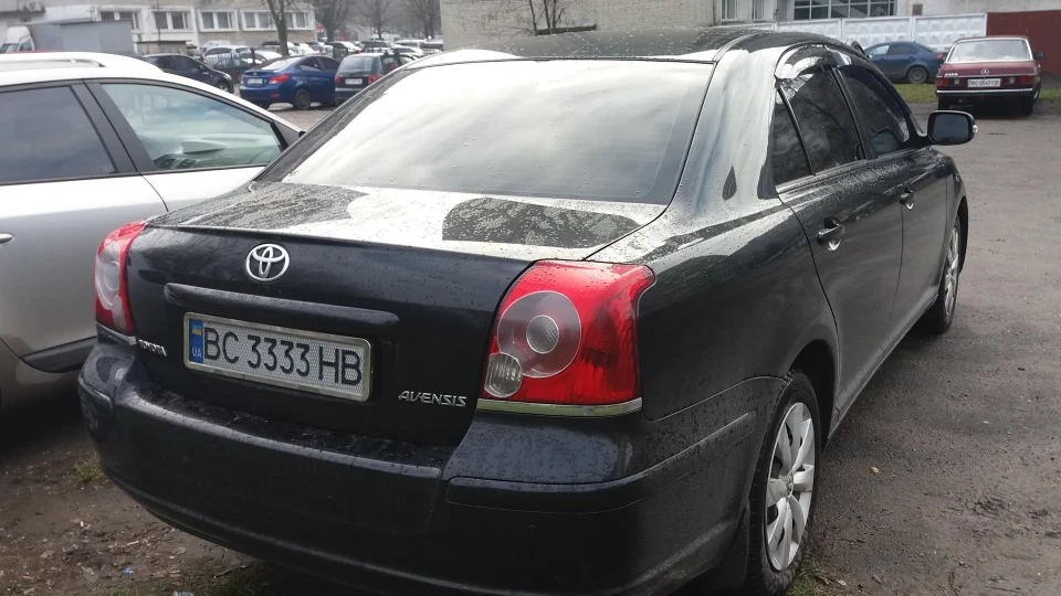 Toyota Avensis Веня 2