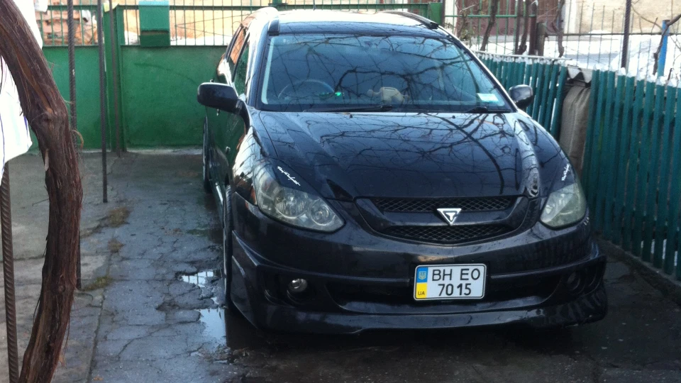 Toyota Caldina 5