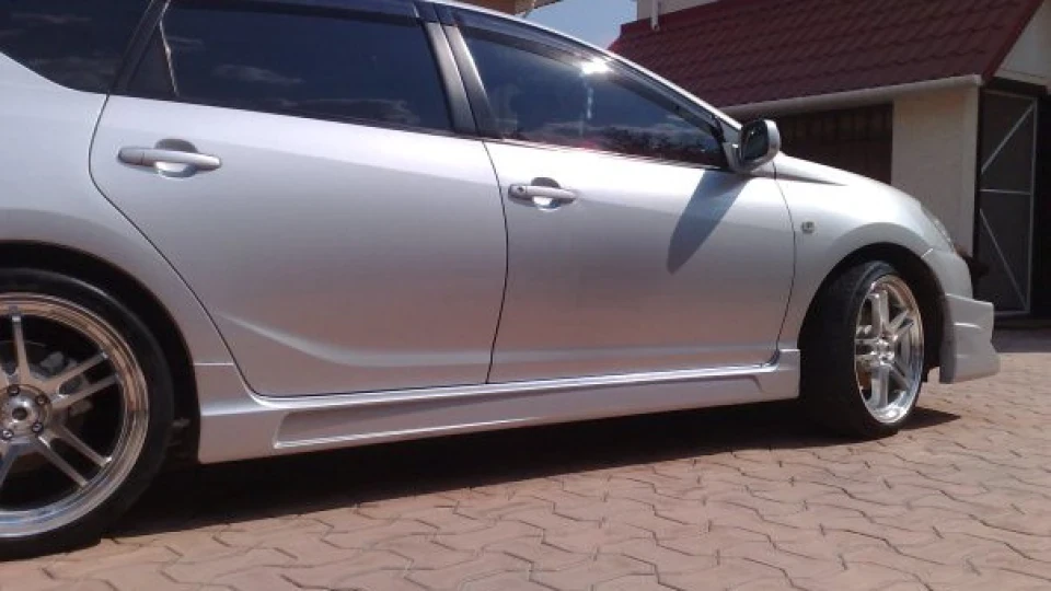 Toyota Caldina 2