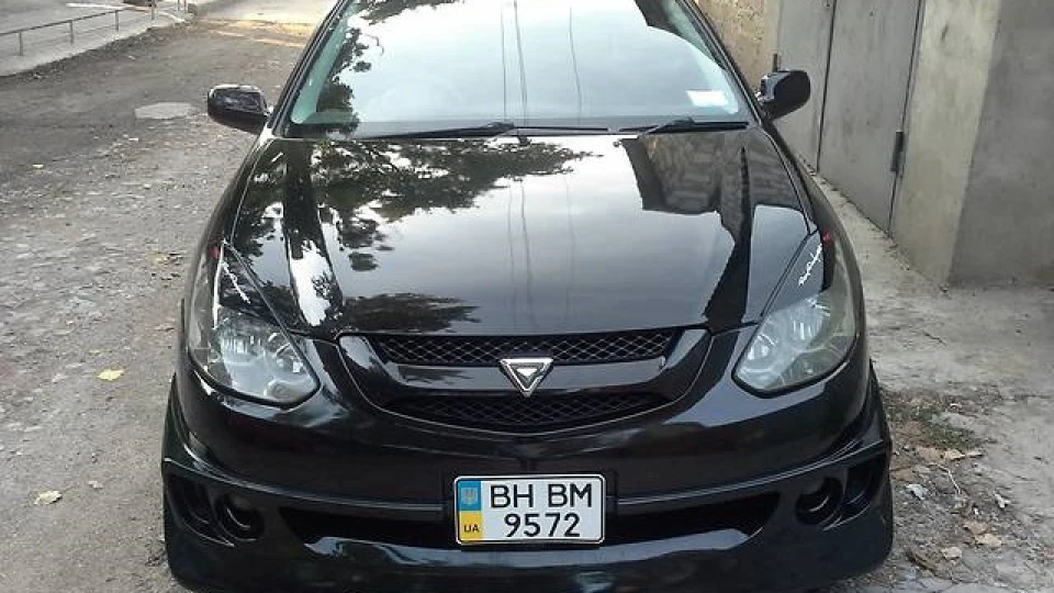 Toyota Caldina "GIALLA" 2