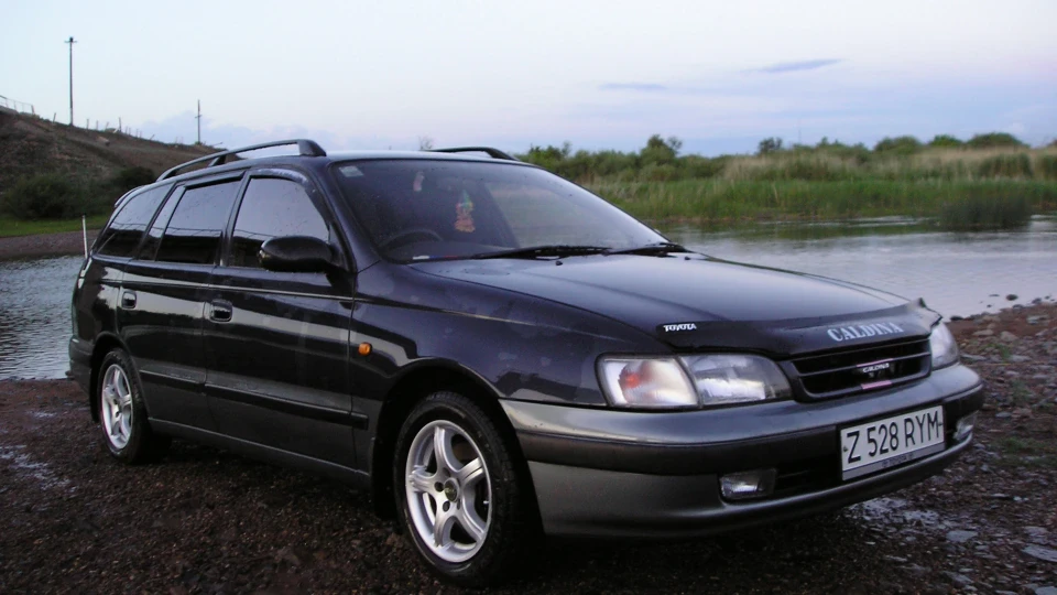 Toyota Caldina II Японка