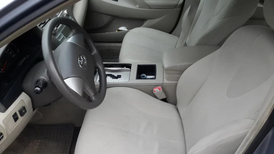 Toyota Camry 3