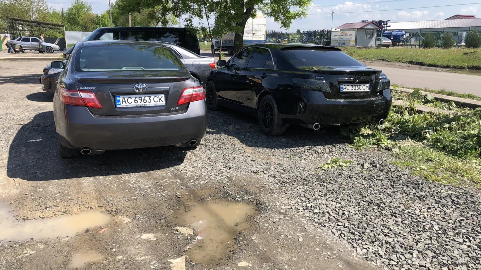 Toyota Camry 2