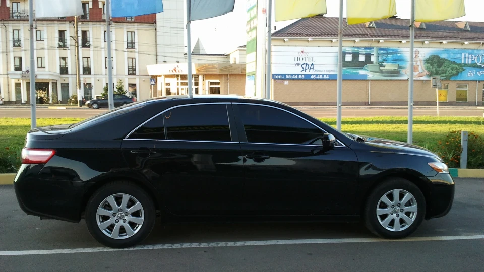 Toyota Camry 5