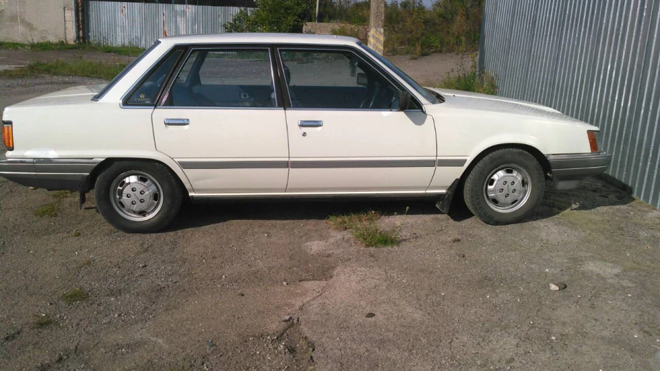 Toyota Camry 2