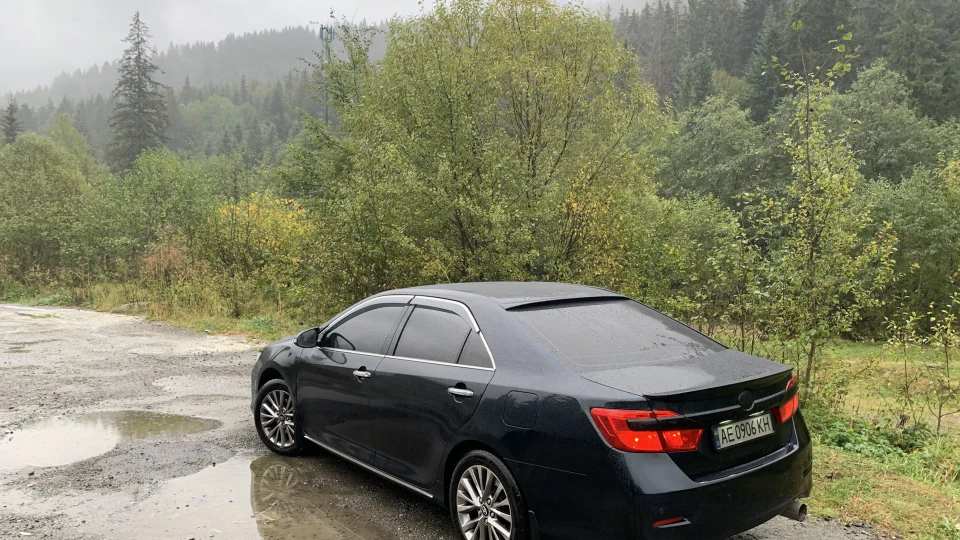 Toyota Camry 3