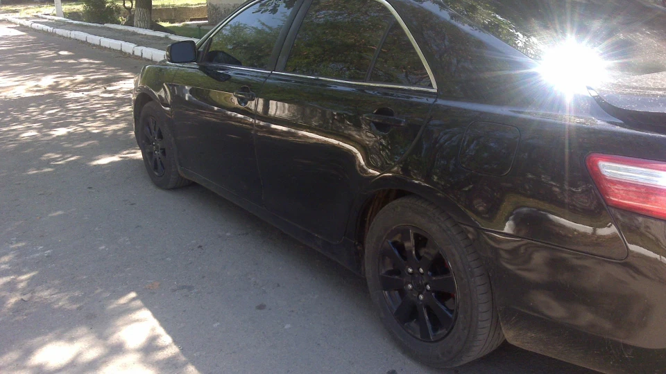 Toyota Camry 2