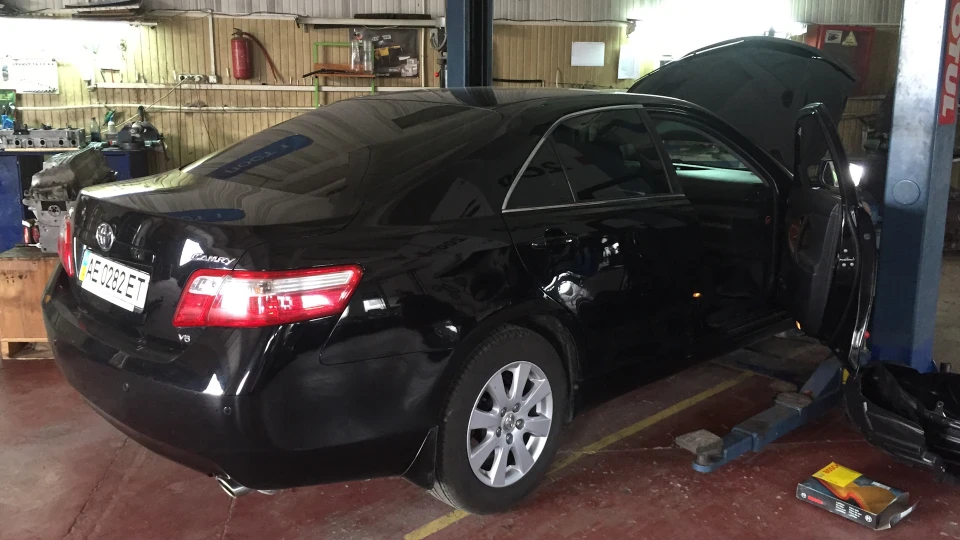 Toyota Camry 3