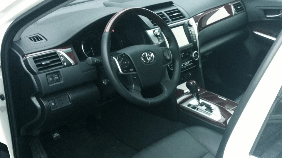 Toyota Camry 2