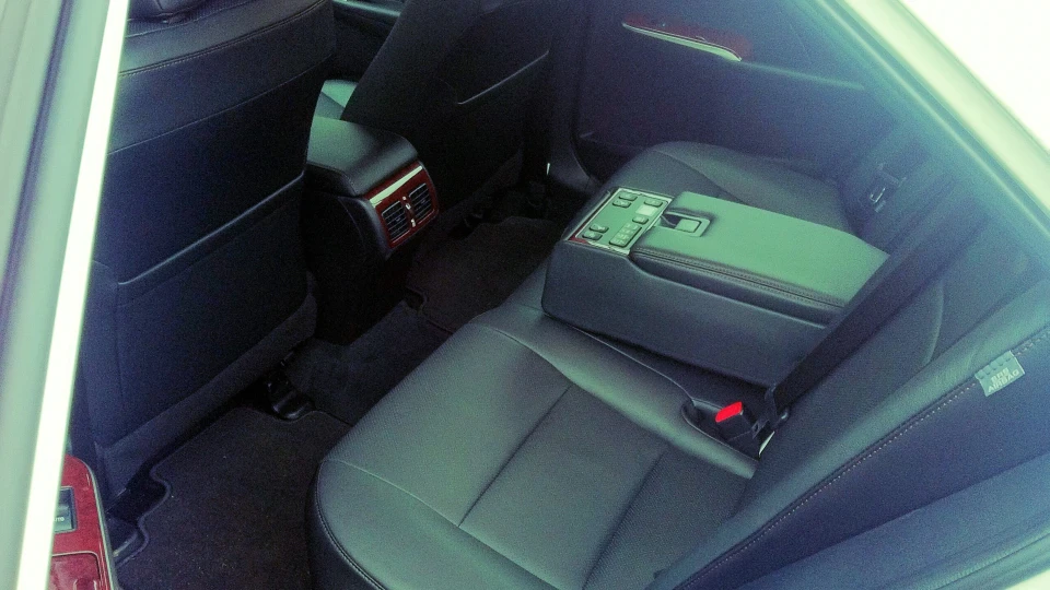 Toyota Camry 3