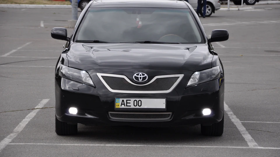 Toyota Camry 2