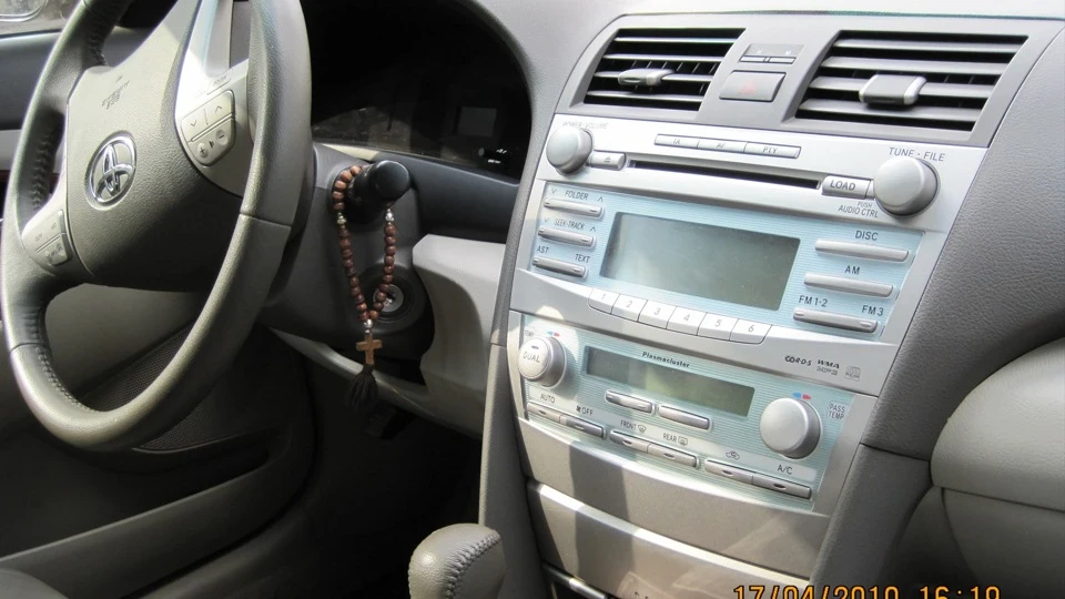 Toyota Camry 2