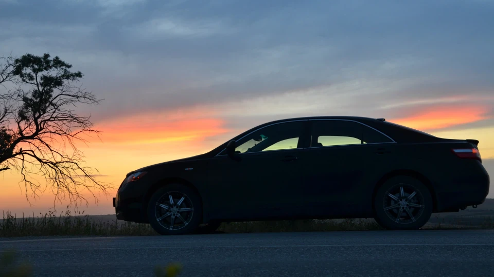 Toyota Camry 4