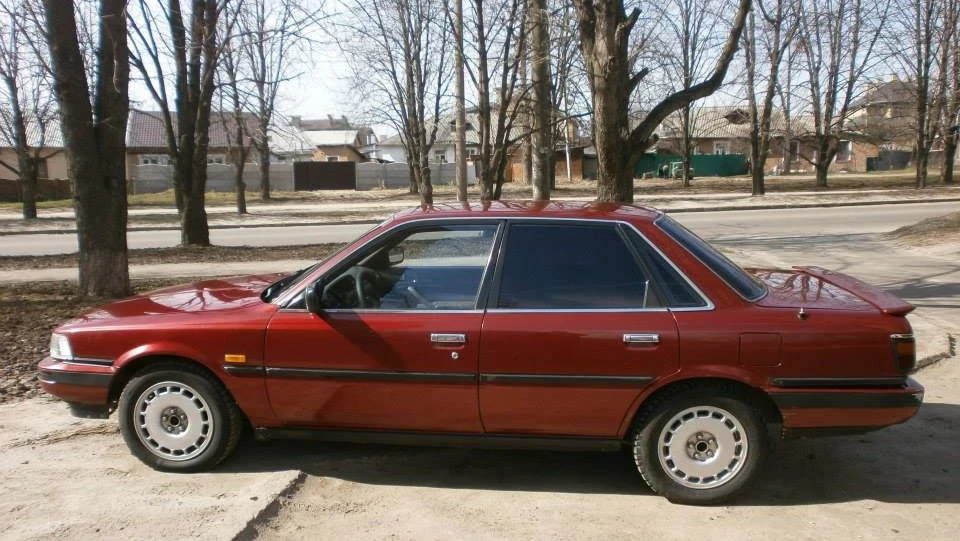 Toyota Camry 2